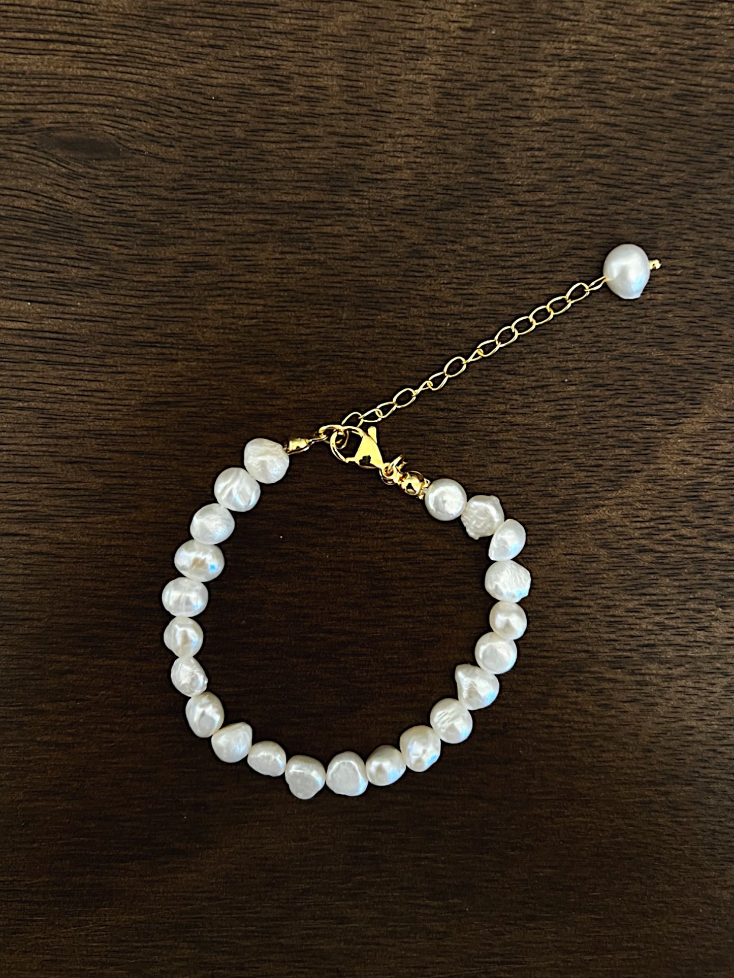 FRESHWATER ROUND PEARL BRACELET - Aurelia