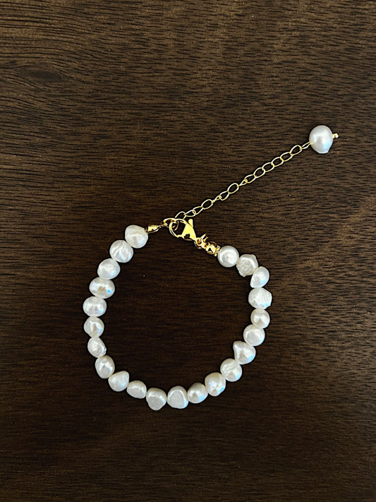 FRESHWATER ROUND PEARL BRACELET - Aurelia