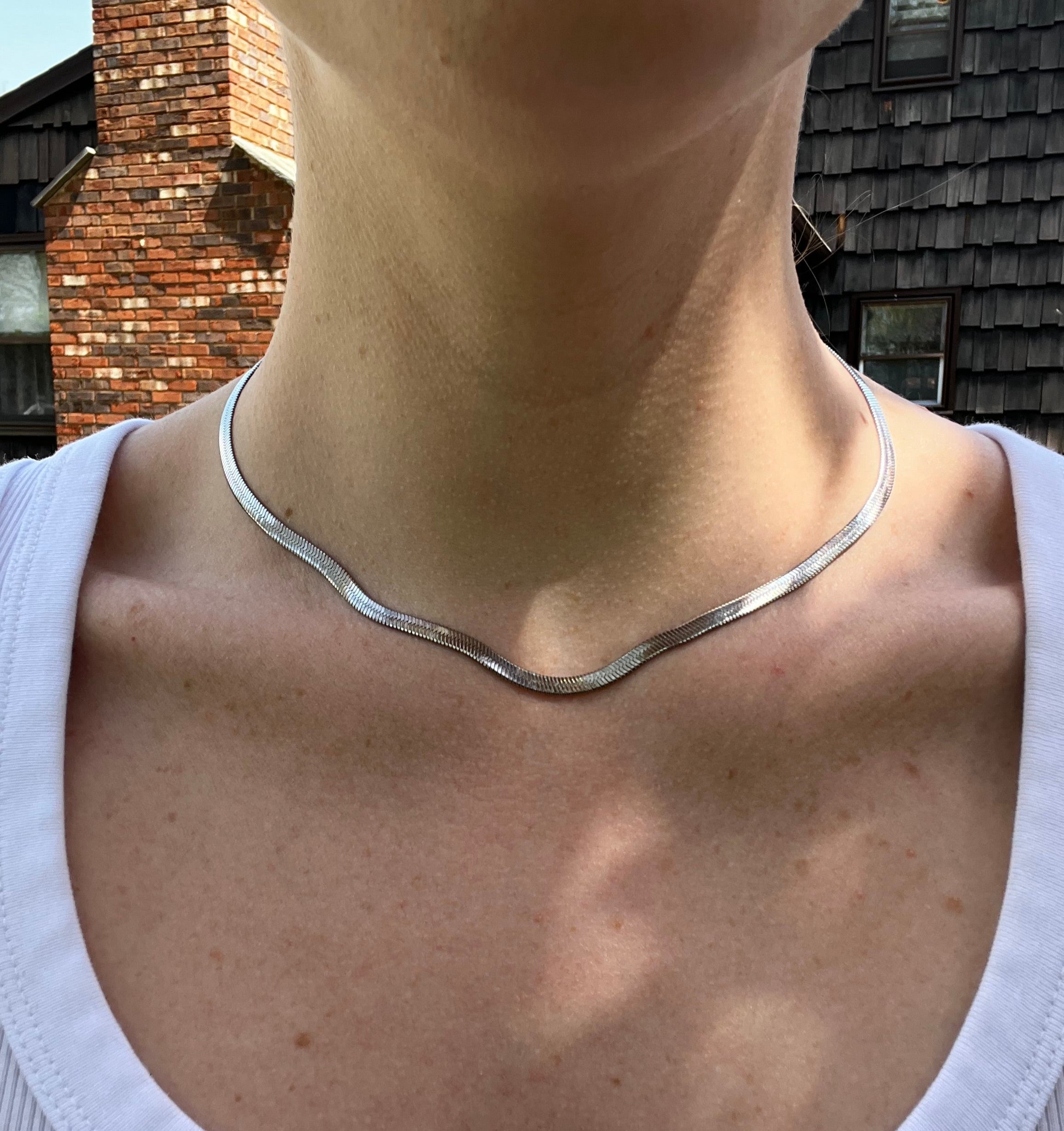 HERRINGBONE NECKLACE SILVER - Aurelia