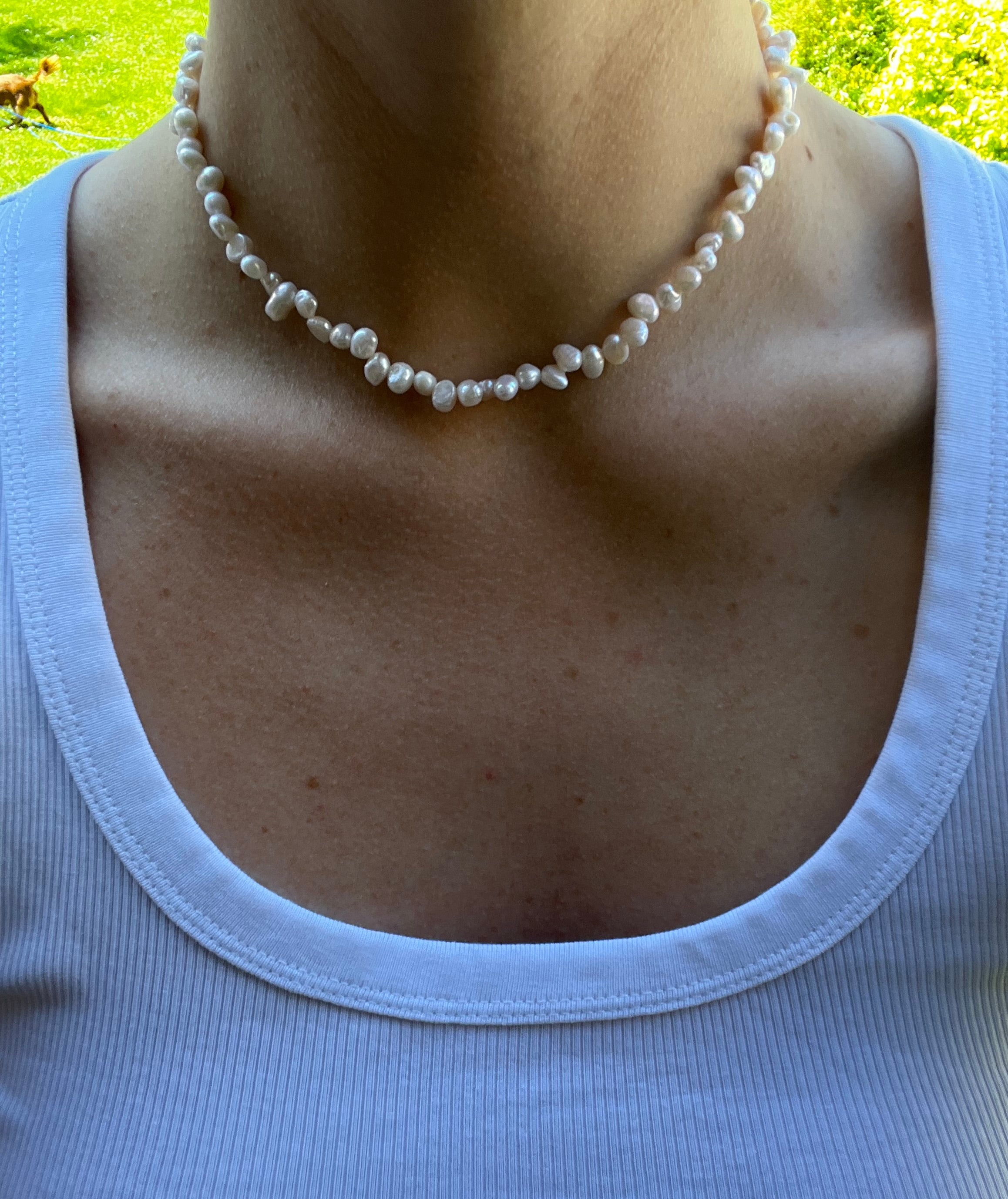FRESHWATER PEARL NECKLACE - Aurelia