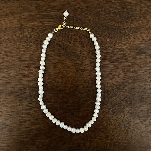 FRESHWATER ROUND PEARL NECKLACE