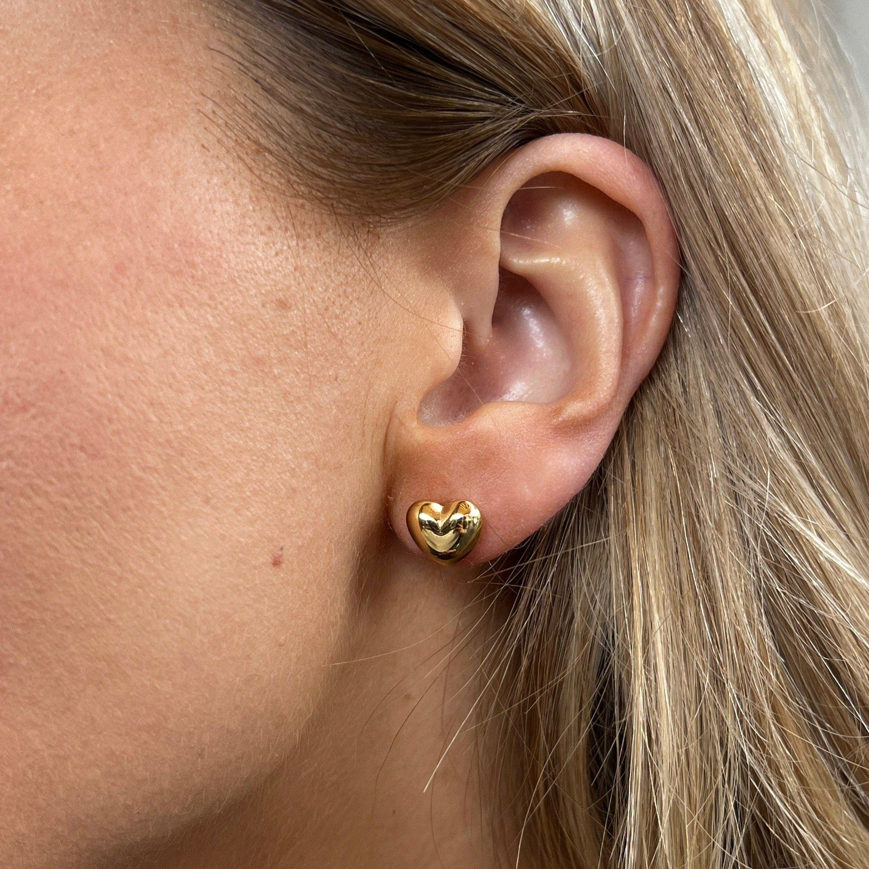 PUFFY HEART STUD GOLD - Aurelia