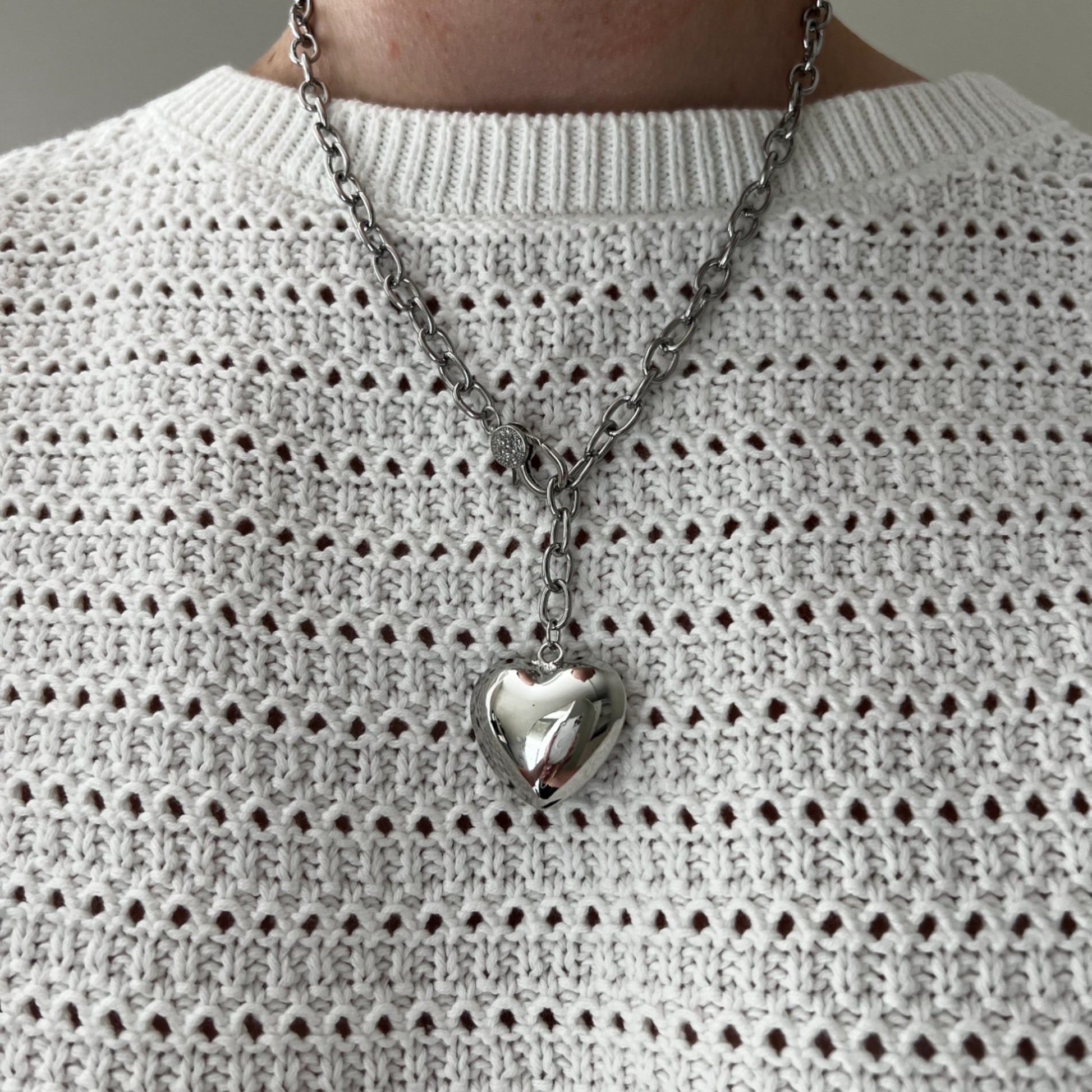 PUFFY HEART LINK NECKLACE SILVER